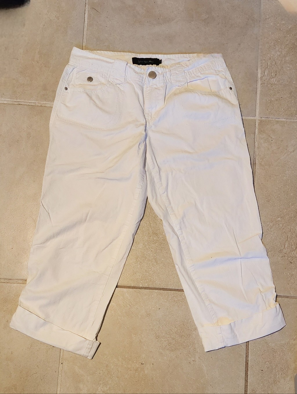 Super Cute! Relaxed Cropped Calvin Klein Cotton Capris